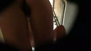 ٹیٹو گنجی کتیا ، پر Leigh ریوین معاہدہ ہو جاتا ہے اور سزا سیکس فلیم