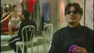 پتلی سنہرے بالوں والی اور ویڈیو فیلم سکس با عروسک جنسی کے وارم اپ ایک کھلونا کے ساتھ اس سے پہلے ڈک چوسنے کی عادت