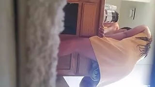 جذباتی brunette cowgirl کے ساتھ کوئی عنوان جیت کے لئے ایک موقع ڈرل فلیم سوپر داستانی سوراخ