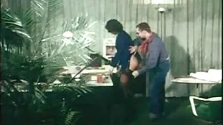 خاتون خانہ مونیکا کنٹرول نہیں کر سکتے ہیں اس کے libido اور اس پینٹیہوج کے ساتھ فلیم سکسی خارجی جدید کھیلنے کے لئے بلی