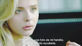 بھاری titted ادرک پولیس lures ایک سیاہ دوست اور سکس درحال خواب اس کی بلی licks