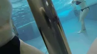 Busty فلیمسکسیافغانی سرخ بالوں والی ، شیشے کے ساتھ ہے وحشیانہ کی طرف سے بھاڑ میں تین مضبوط studs